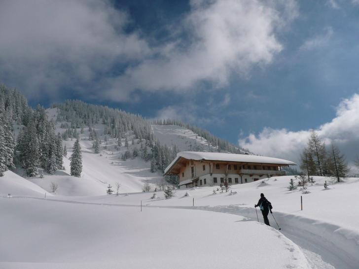 Schneeschuhtour zur Priener Hütte am Geigelstein in den Chirmgauer